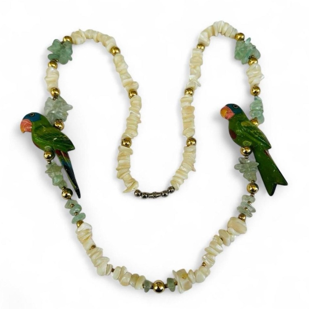 VTG 70’s Genuine Mother-of-Pearl & Green Fluorite Tropical Parrot Necklace *Read
